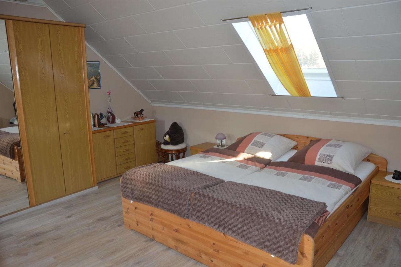 Ferienwohnung Auszeit Waxweiler Extérieur photo